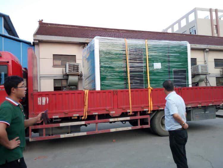 250kw節(jié)能空壓機運抵用戶現(xiàn)場